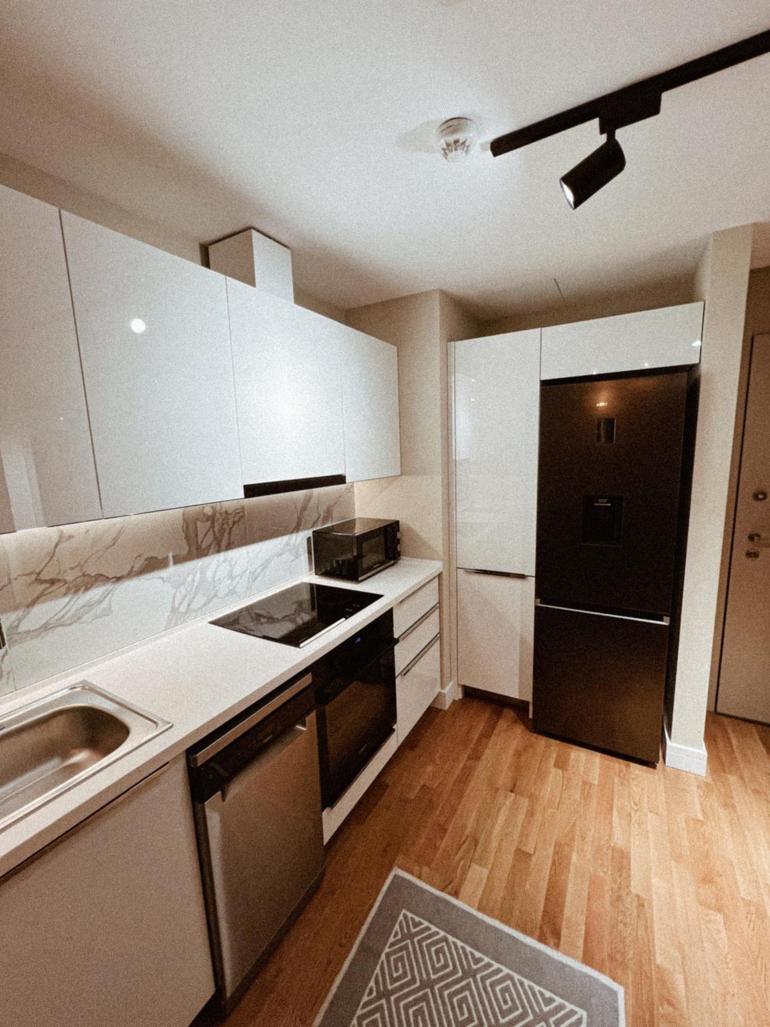 180° View Apartment In Diamond Building Skopie Exterior foto