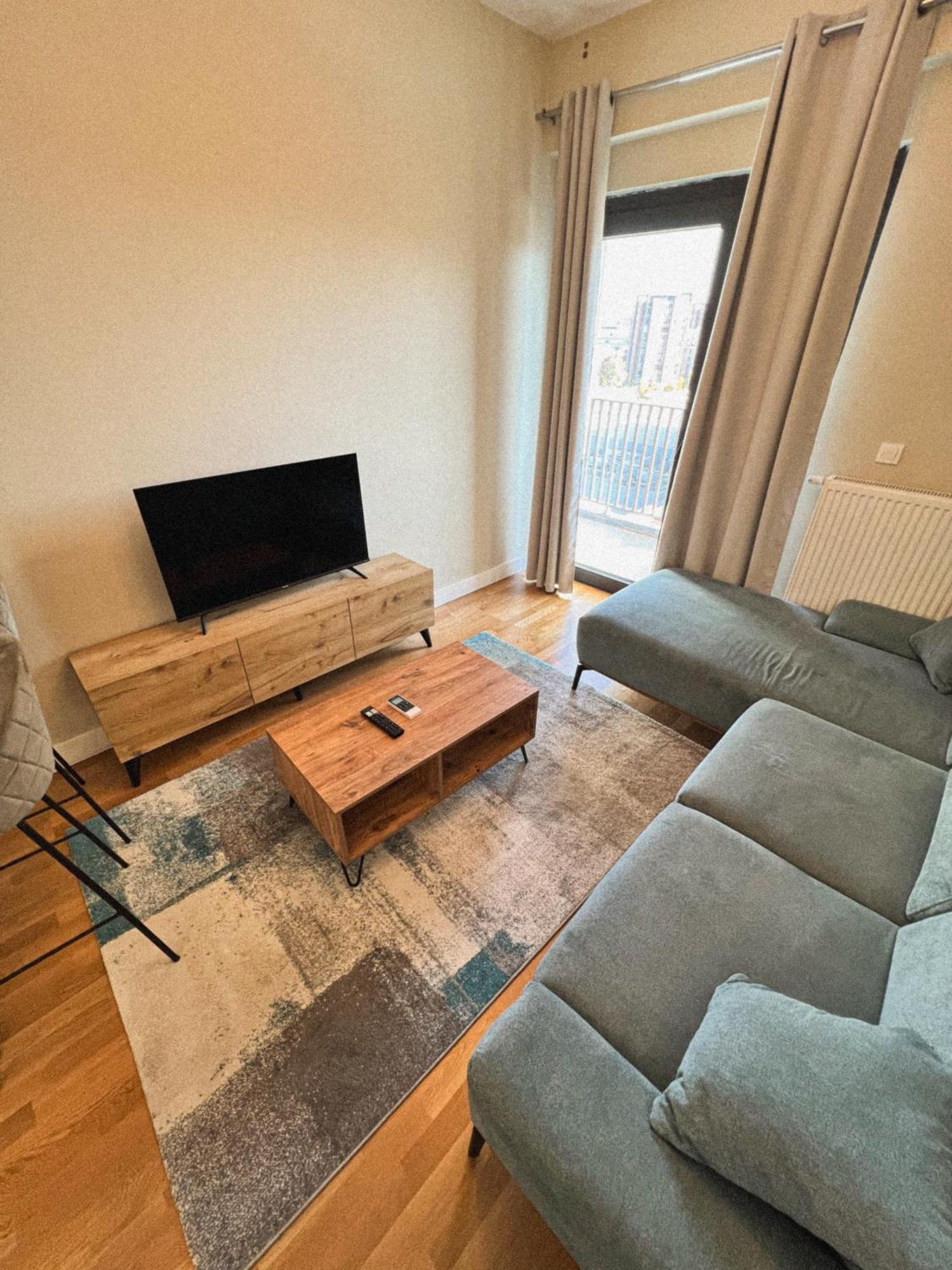 180° View Apartment In Diamond Building Skopie Exterior foto