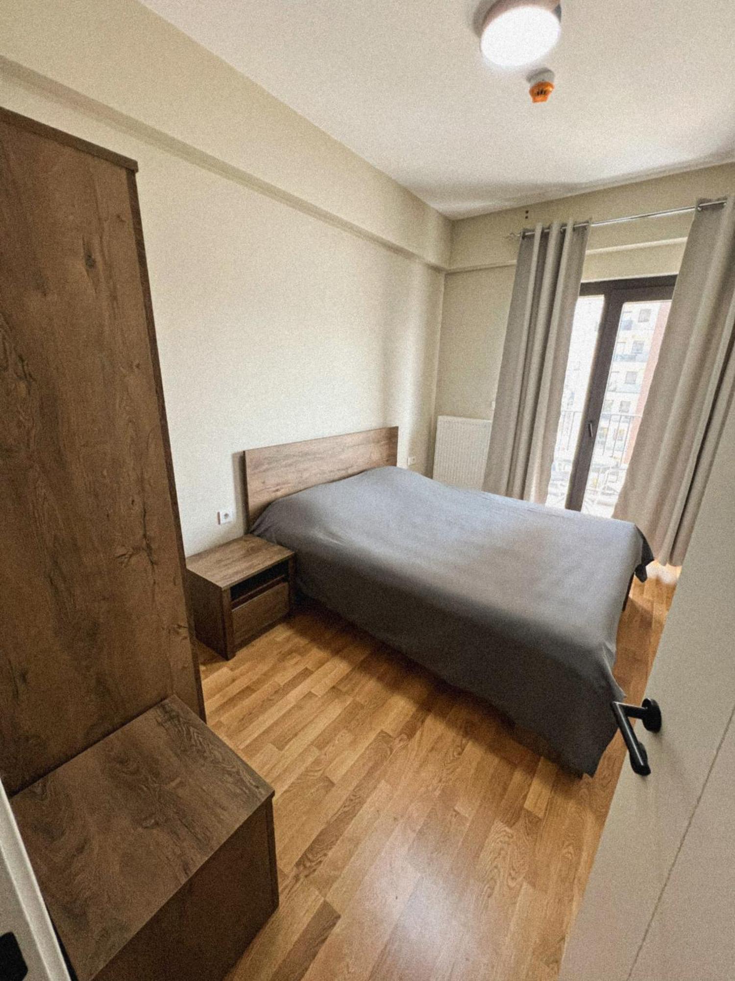 180° View Apartment In Diamond Building Skopie Exterior foto